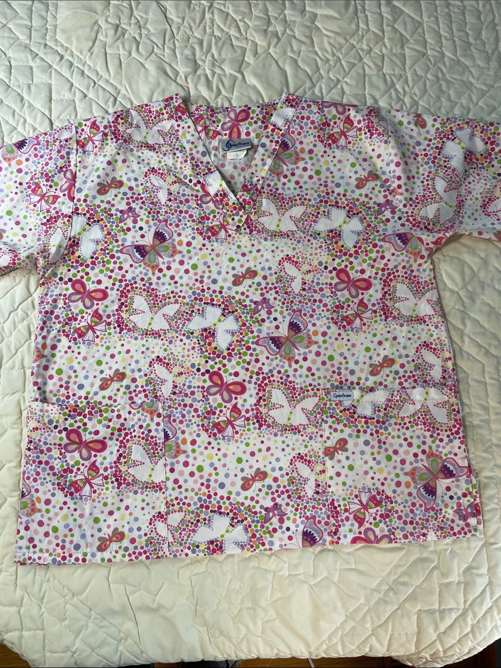 Women's Short Sleeve V-Neck Scrub Top in Pink Butterfly Print